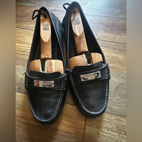 Black and silver Coach loafers - Picture 2 of 7